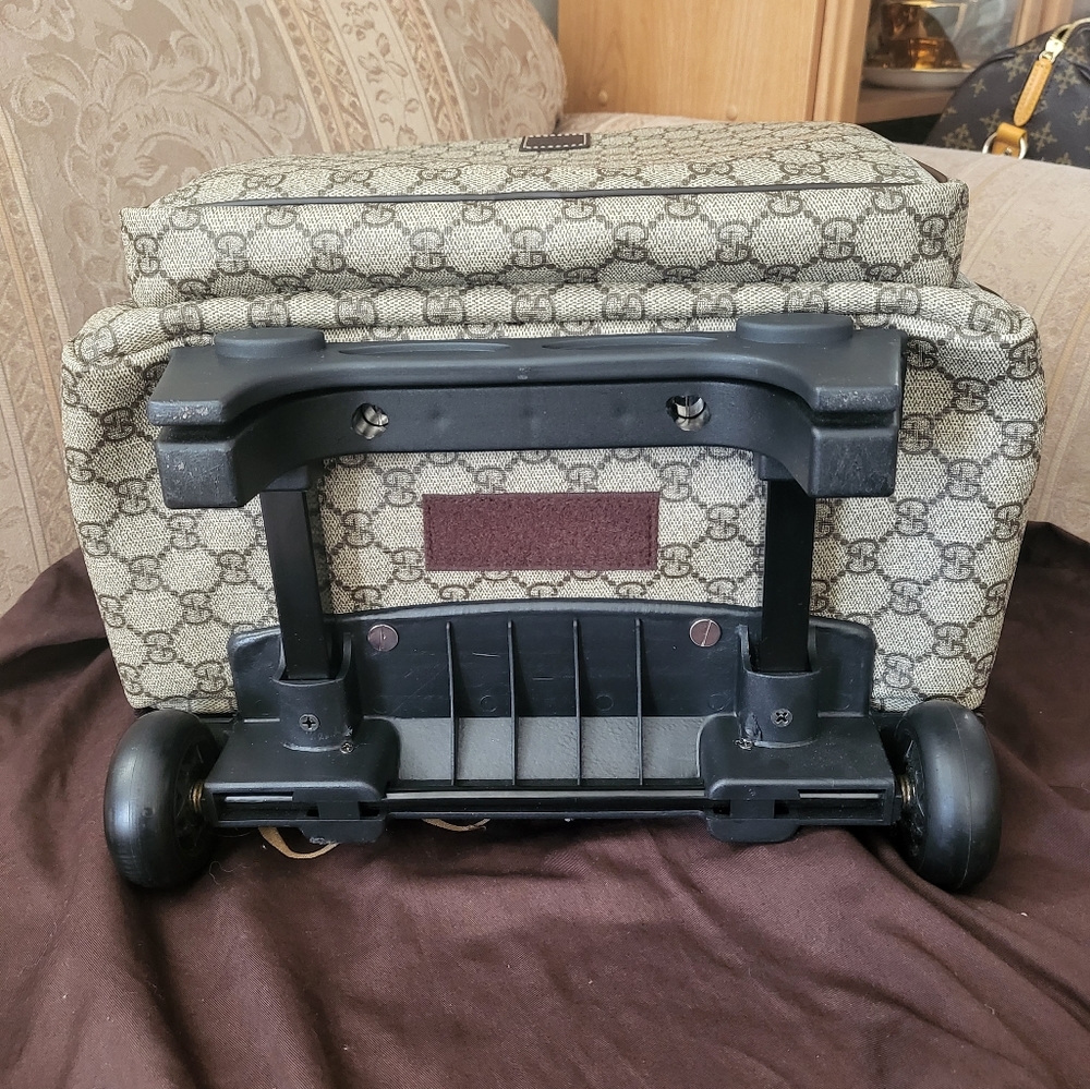 (SOLD)Authentic Gucci backpack/trolley carry on bag - Picture 10 of 16